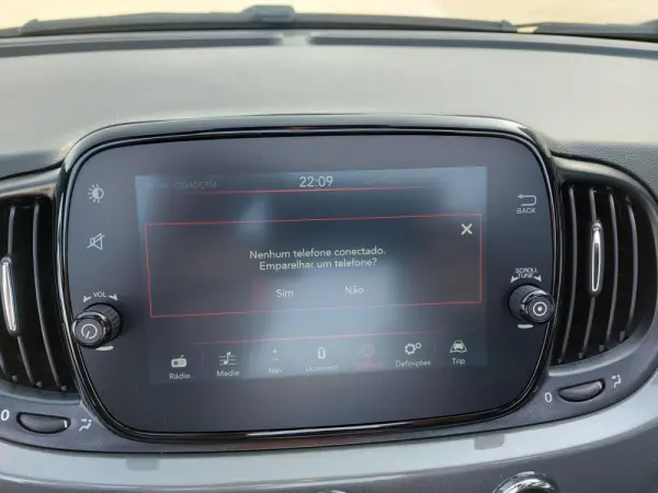 Fiat 500C 1.0 Hybrid 33