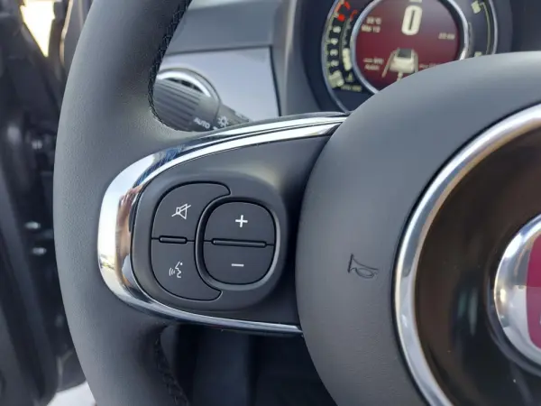 Fiat 500C 1.0 Hybrid 37