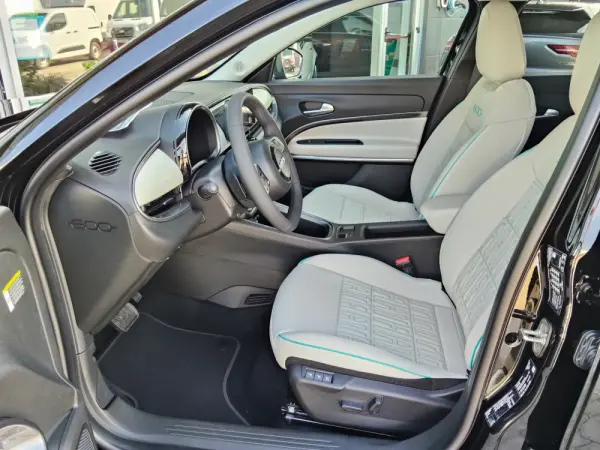 Fiat 600 1.2 Hybrid La Prima 12