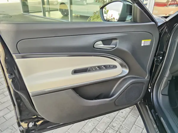 Fiat 600 1.2 Hybrid La Prima 13