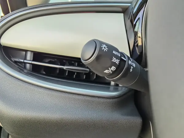 Fiat 600 1.2 Hybrid La Prima 39