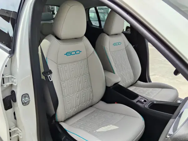 Fiat 600 1.2 Hybrid La Prima 25