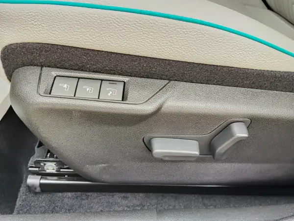 Fiat 600 1.2 Hybrid La Prima 28