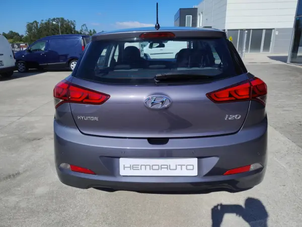 Hyundai i20 1.1 CRDi Access Plus 9