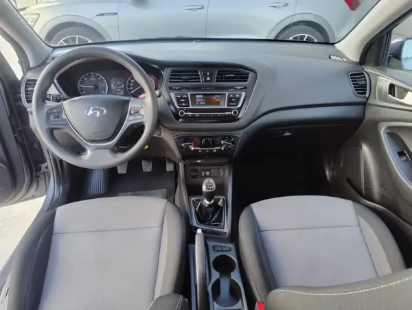 Hyundai i20 1.1 CRDi Access Plus 24