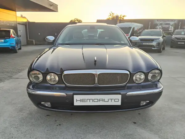 Jaguar XJ XJ6 2.7 D V6 Sovereign 4