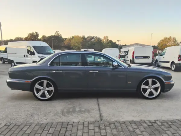 Jaguar XJ XJ6 2.7 D V6 Sovereign 6