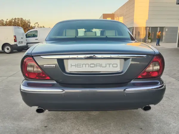 Jaguar XJ XJ6 2.7 D V6 Sovereign 9