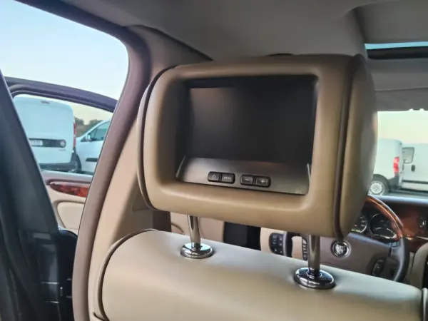 Jaguar XJ XJ6 2.7 D V6 Sovereign 29