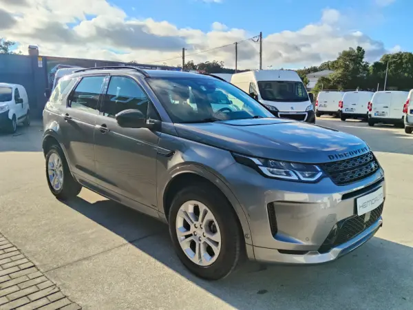 Land Rover Discovery Sport P300e AWD Dynamic SE 6