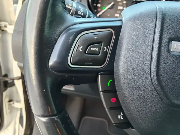 Land Rover Range Rover Evoque 2.0 TD4 HSE Dynamic Auto 33