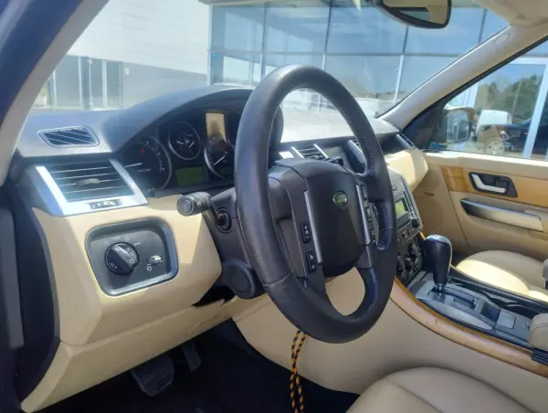 Land Rover Range Rover Sport 2.7 TDV6 HSE 15