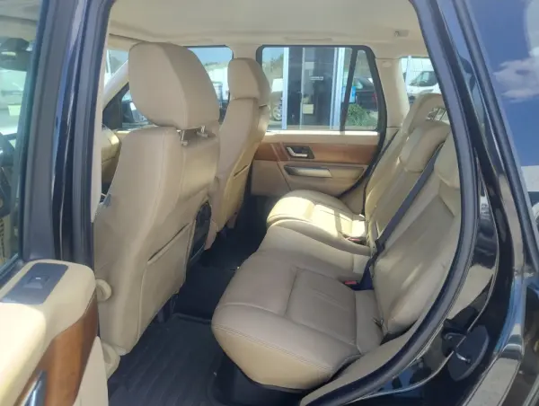 Land Rover Range Rover Sport 2.7 TDV6 HSE 17