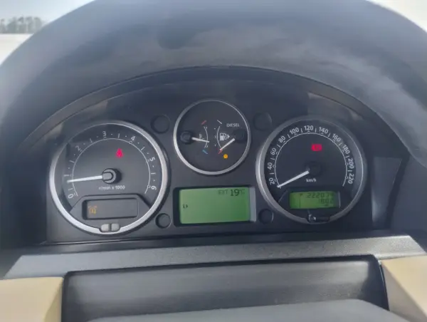 Land Rover Range Rover Sport 2.7 TDV6 HSE 36