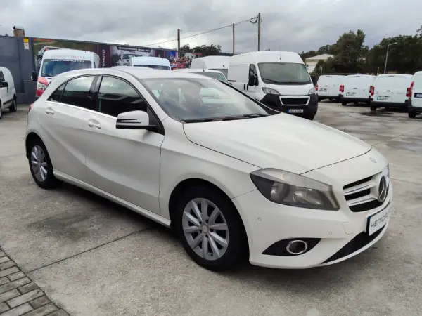 Mercedes-Benz A 180 d Urban 4