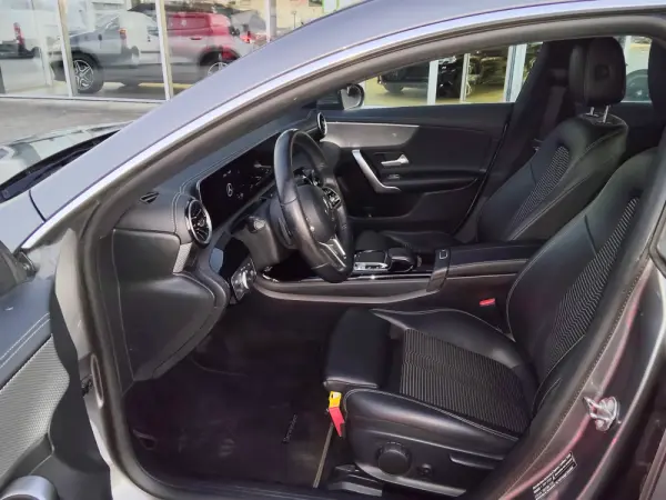 Mercedes-Benz CLA 180 d Progressive Aut. 12