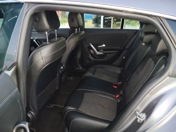 Mercedes-Benz CLA 180 d Progressive Aut. 15