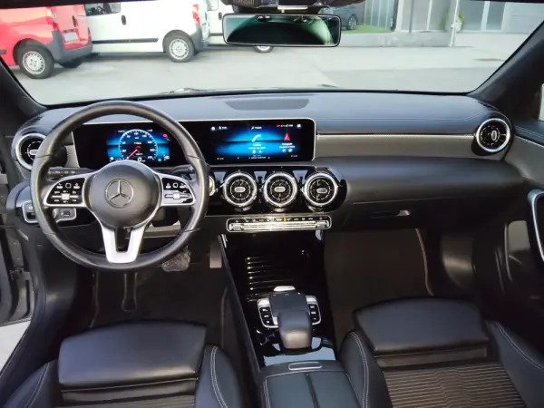 Mercedes-Benz CLA 180 d Progressive Aut. 23