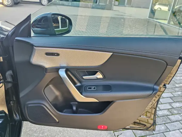 Mercedes-Benz CLA 200 d Progressive Aut. 26