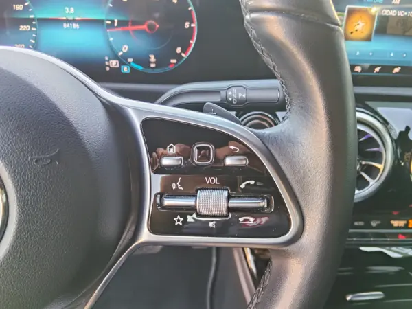 Mercedes-Benz CLA 200 d Progressive Aut. 36