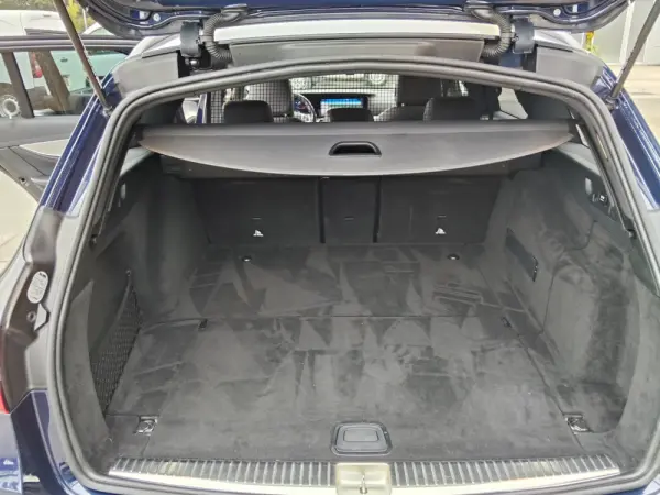 Mercedes-Benz E 220 d AMG Line 18