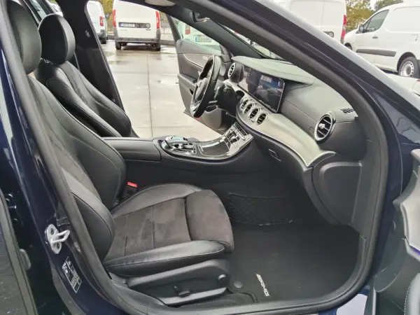 Mercedes-Benz E 220 d AMG Line 23