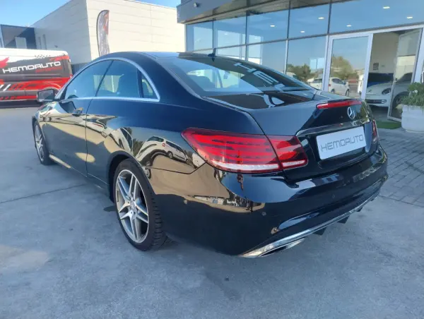 Mercedes-Benz E 250 BlueTEC Auto 9