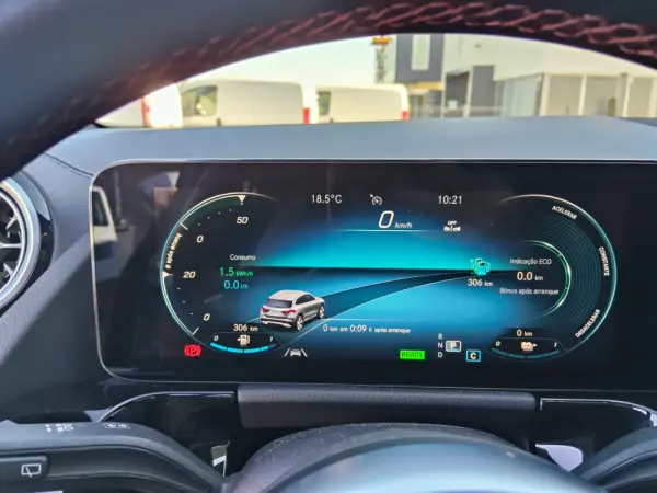 Mercedes-Benz GLA 250 AMG Line 39