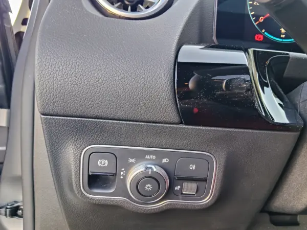 Mercedes-Benz GLA 250 AMG Line 43