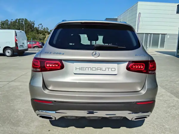 Mercedes-Benz GLC 220 d 4Matic 9