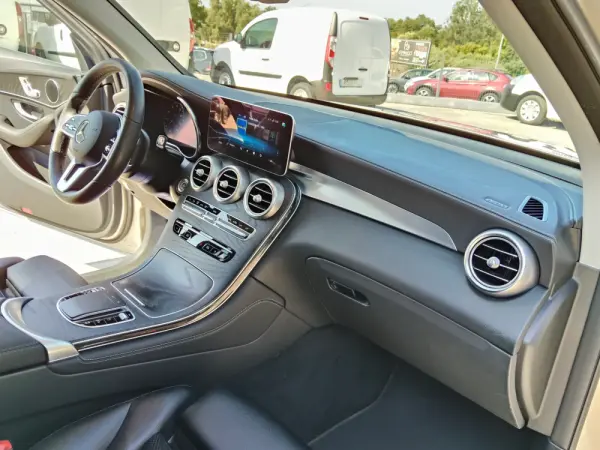 Mercedes-Benz GLC 220 d 4Matic 30