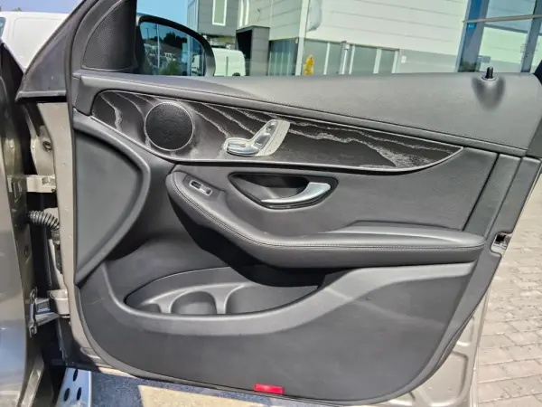 Mercedes-Benz GLC 220 d 4Matic 31