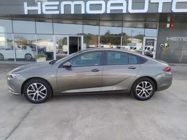 Opel Insignia Grand Sport 1.5 T Business Edition 11