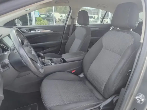 Opel Insignia Grand Sport 1.5 T Business Edition 15