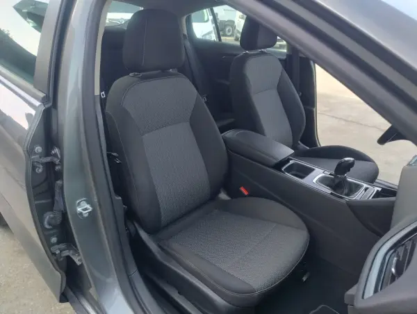 Opel Insignia Grand Sport 1.5 T Business Edition 23