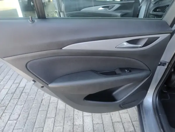 Opel Insignia Sports Tourer 1.6 CDTi Business Edition 15