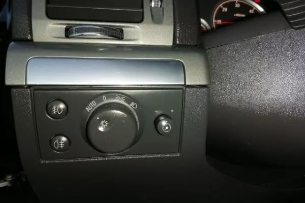 Opel Vectra 1.9 CDTI GTS 25