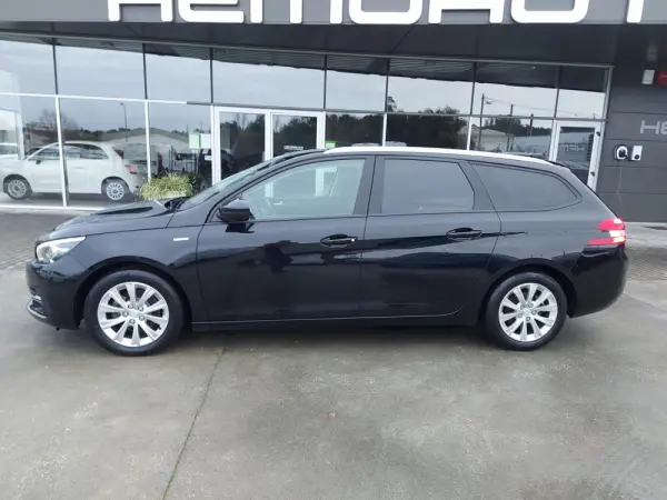 Peugeot 308 1.5 BlueHDi Style 10