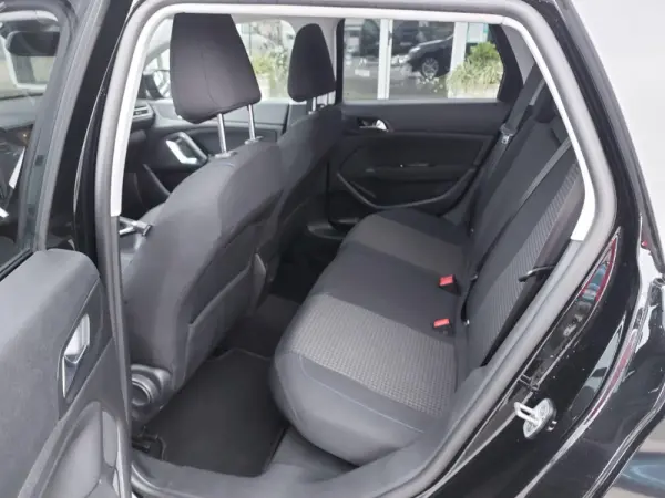 Peugeot 308 1.5 BlueHDi Style 12