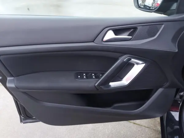 Peugeot 308 1.5 BlueHDi Style 22