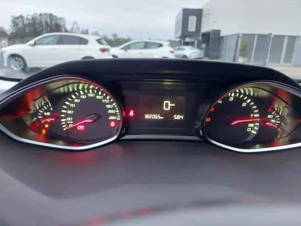 Peugeot 308 1.5 BlueHDi Style 34