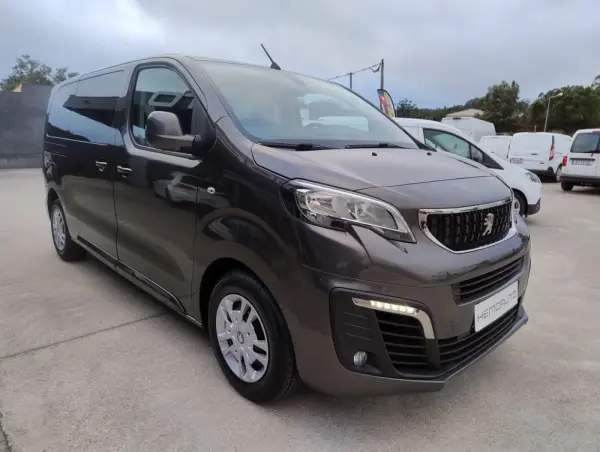 Peugeot Traveller 1.5 BlueHDi L2H1 Active Standard 5