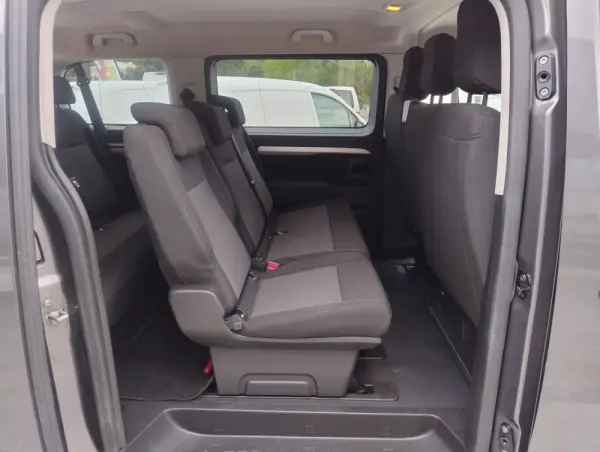 Peugeot Traveller 1.5 BlueHDi L2H1 Active Standard 16