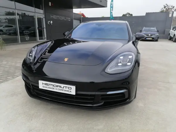 Porsche Panamera 4S 2