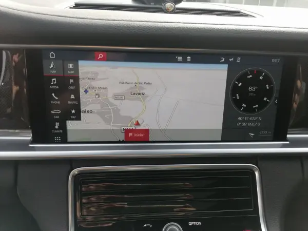 Porsche Panamera 4S 41