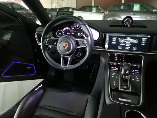 Porsche Panamera 4S 45