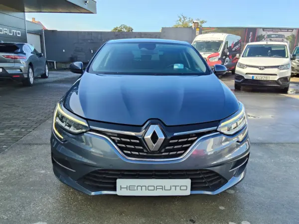 Renault Mégane 1.5 Blue dCi Intens 4