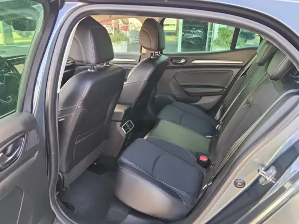 Renault Mégane 1.5 Blue dCi Intens 15