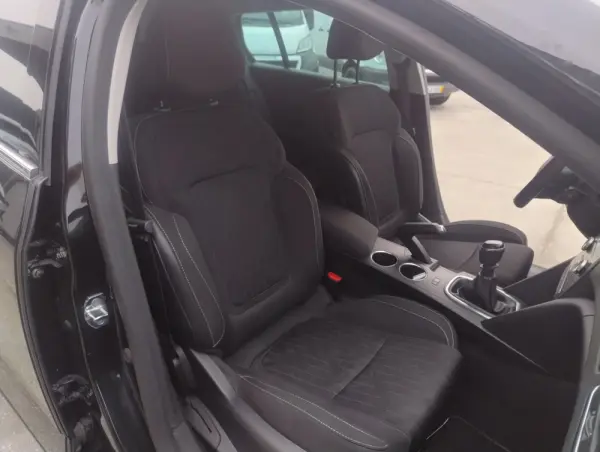 Renault Mégane Sport Tourer 1.5 Blue dCi Limited 21