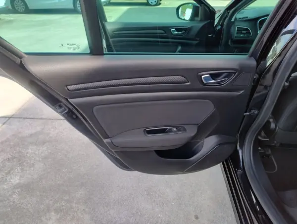 Renault Mégane Sport Tourer 1.5 Blue dCi Limited 16